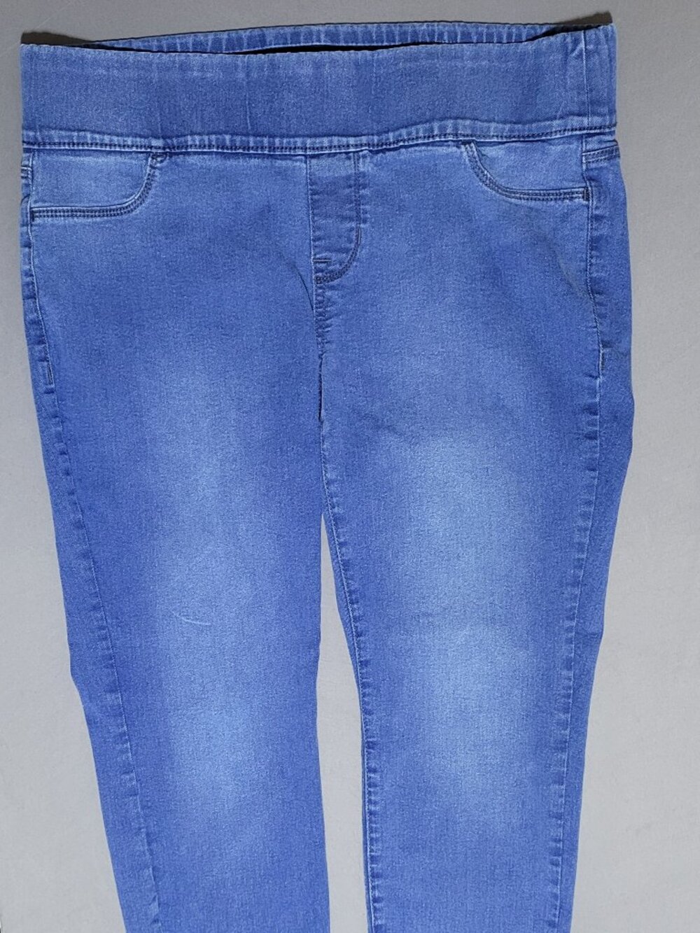 Old Navy Women's Size 16 Plus Mid Rise Super Skinny 2 Back Pocket LightBlue Jean